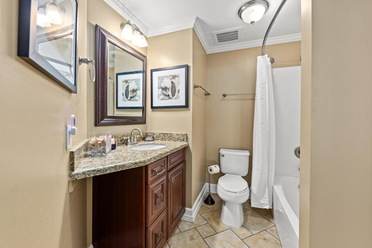 Gulf Front Master Bedroom! 2 Pools & Hot Tubs! Sleeps 8! Panama City Beach Exteriér fotografie
