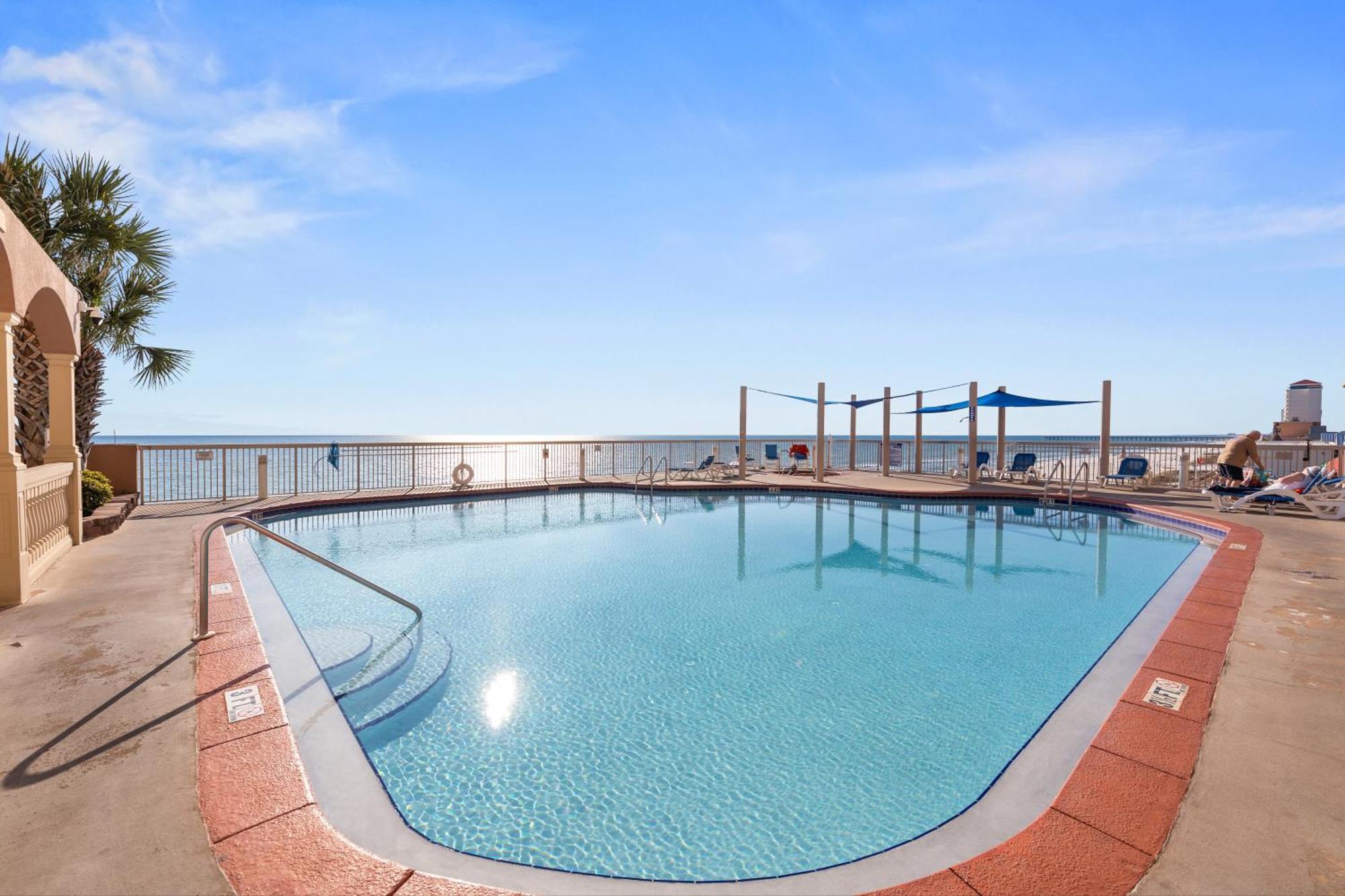 Gulf Front Master Bedroom! 2 Pools & Hot Tubs! Sleeps 8! Panama City Beach Exteriér fotografie