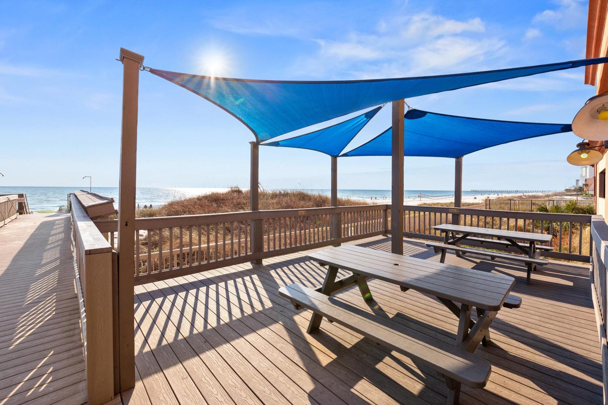 Gulf Front Master Bedroom! 2 Pools & Hot Tubs! Sleeps 8! Panama City Beach Exteriér fotografie