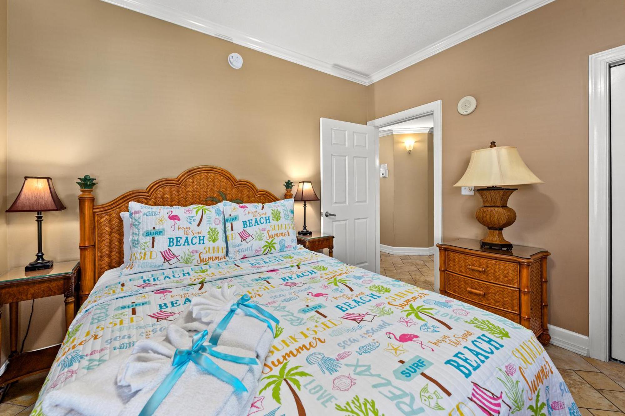Gulf Front Master Bedroom! 2 Pools & Hot Tubs! Sleeps 8! Panama City Beach Exteriér fotografie